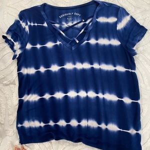 Cute t-shirt/blouse.